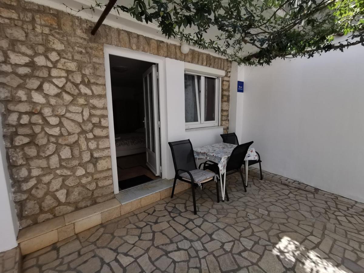 Studio Apartments Jasminka Селце Екстериор снимка