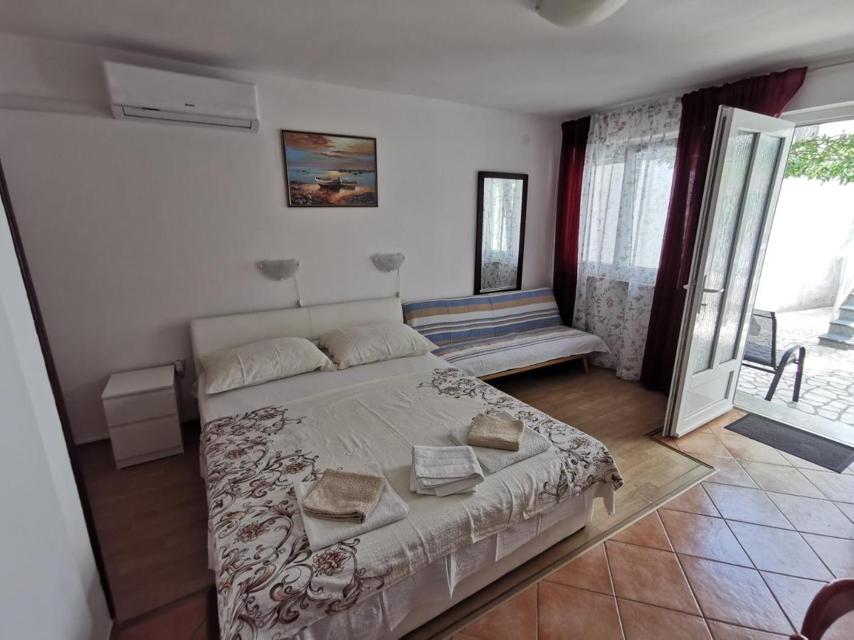 Studio Apartments Jasminka Селце Екстериор снимка