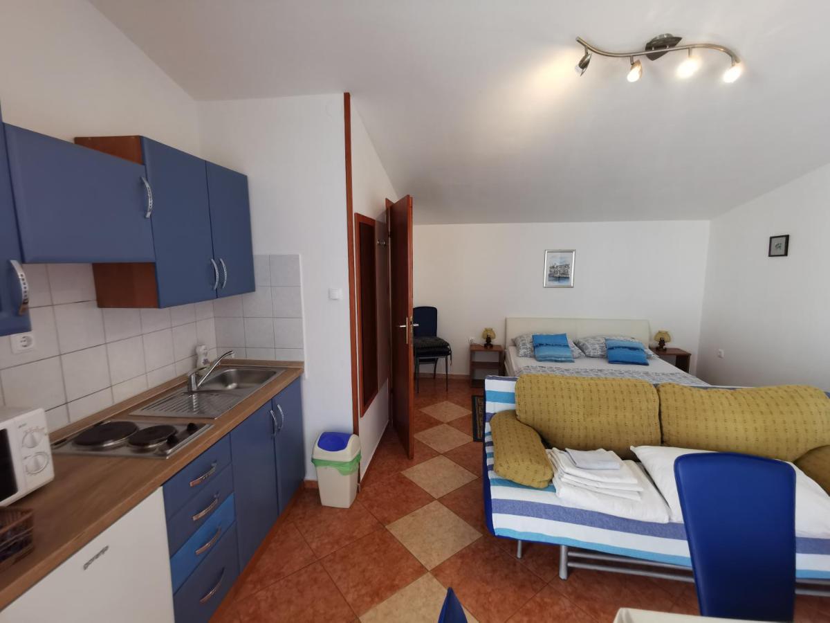 Studio Apartments Jasminka Селце Екстериор снимка