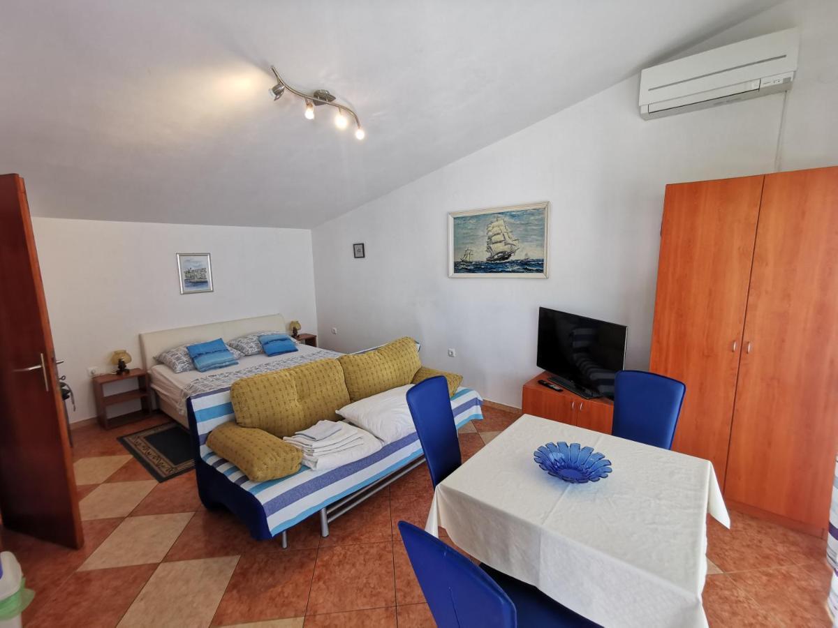 Studio Apartments Jasminka Селце Екстериор снимка