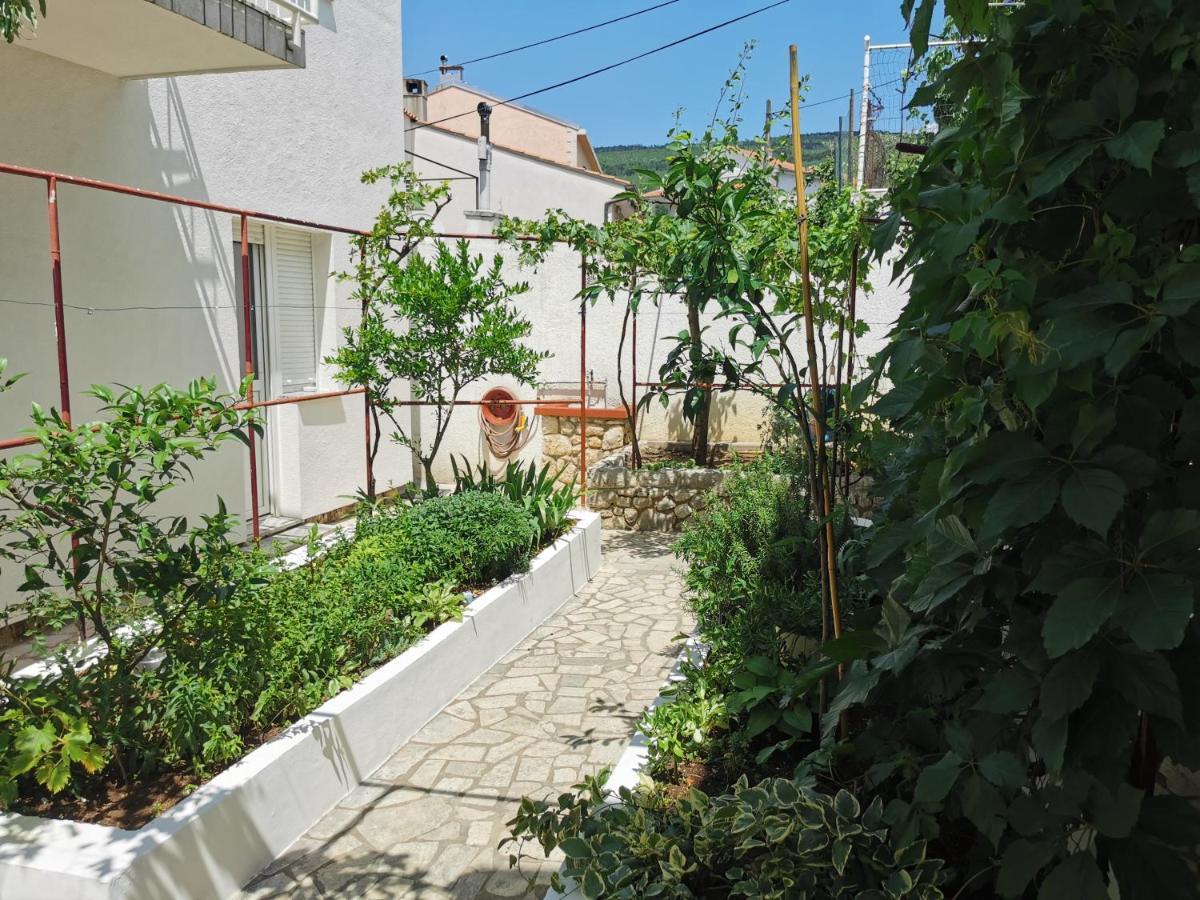 Studio Apartments Jasminka Селце Екстериор снимка
